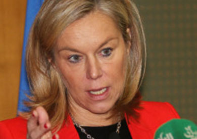 أشارت كاغ إلى إمكانية الالتزام بجدول التخلص من الترسانة السورية